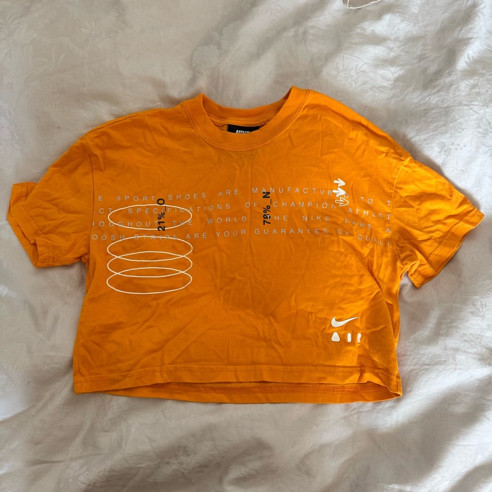 Nike Bright Orange Cropped T-shirt XS